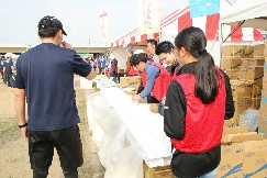 給水地点にスポーツドリンクあります